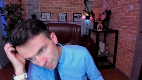 Steve online show from December 4, 2024, 12:47 pm