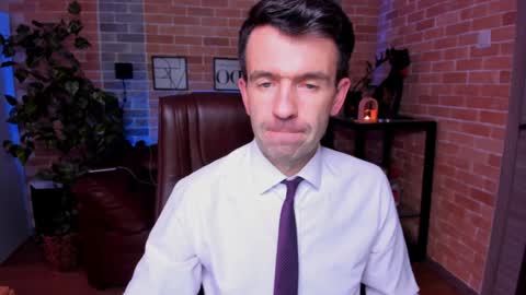 Steve online show from December 16, 2024, 2:38 pm
