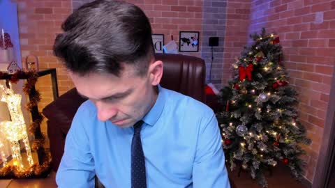 Steve online show from December 28, 2024, 1:06 pm