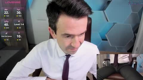 Steve online show from December 14, 2025, 3:28 pm