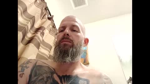 Snapshot of hard_insomnia chatting on February 21, 2025, 11:32 pm HornyHubby online show from February 21, 2025, 11:32 pm