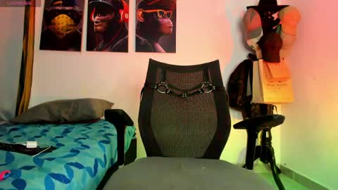 hardboy_latin online show from April 19, 2026, 5:29 am