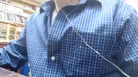 Snapshot of hardbuns chatting on December 23, 2024, 4:17 pm Brad online show from December 23, 2024, 4:17 pm