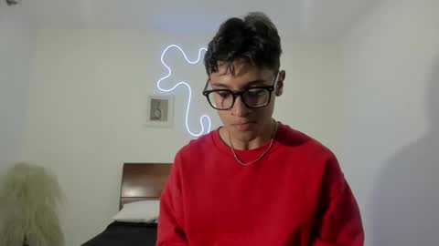 kade and demi independent models online show from March 17, 2026, 1:10 am