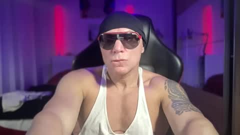 MATTSTEEL - ITALIAN STALLION online show from February 16, 2025, 2:32 pm