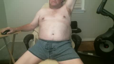 Mik online show from October 19, 2025, 5:08 am