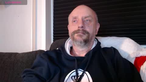 MrLazy online show from December 27, 2024, 11:31 pm