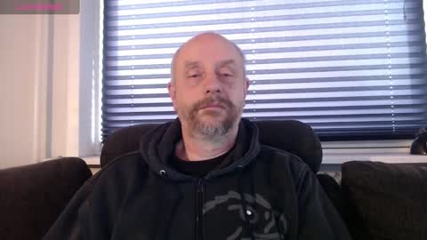 MrLazy online show from February 21, 2025, 10:39 am