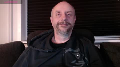 MrLazy online show from February 22, 2025, 1:00 am