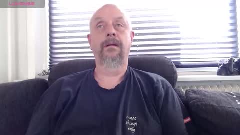 MrLazy online show from September 11, 2025, 11:43 am