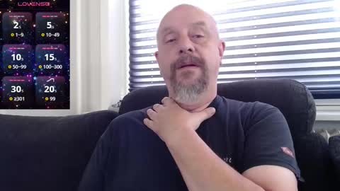 MrLazy online show from September 14, 2025, 10:25 am