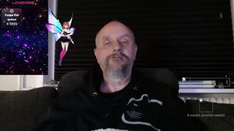 MrLazy online show from November 19, 2025, 7:14 pm