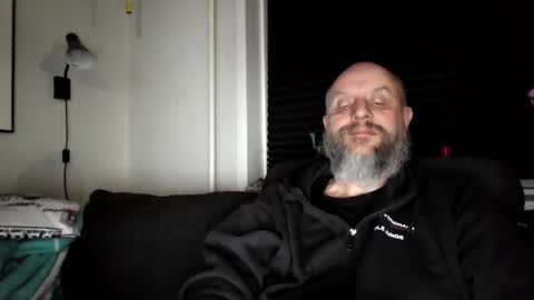 Snapshot of hardmrlazy chatting on April 24, 2026, 7:27 pm MrLazy online show from April 24, 2026, 7:27 pm