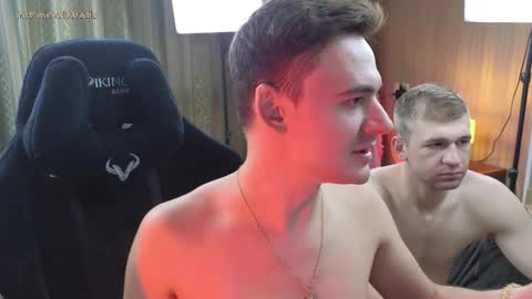 hardsexboysss online show from September 14, 2025, 1:43 pm