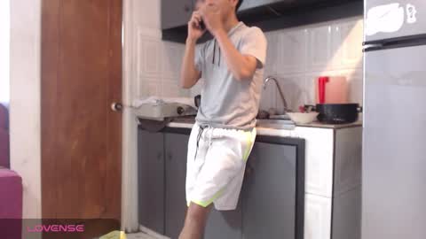 Snapshot of hardsexlove08 chatting on September 18, 2025, 8:00 pm Andres Dean online show from September 18, 2025, 8:00 pm