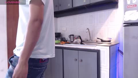 Andres Dean online show from December 17, 2025, 6:14 pm