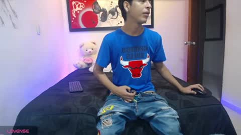 Snapshot of hardsexlove08 chatting on June 17, 2026, 8:54 pm Andres Dean online show from June 17, 2026, 8:54 pm