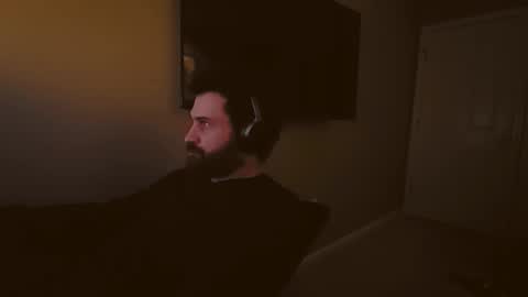 Tom online show from December 7, 2024, 11:12 pm