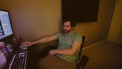 Tom online show from December 25, 2024, 9:13 am