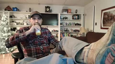 hardworkertn online show from December 23, 2024, 2:13 am