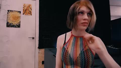 Miss Hardy online show from March 27, 2026, 3:45 am