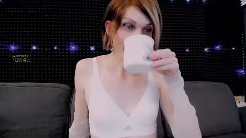 Snapshot of hardy_green chatting on June 25, 2026, 3:39 am Miss Hardy online show from June 25, 2026, 3:39 am