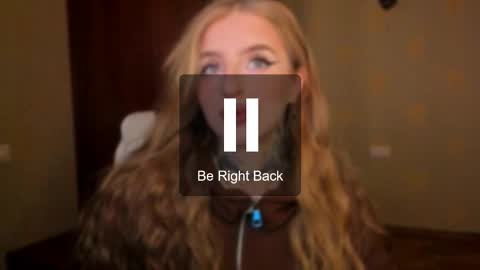 Julia online show from December 14, 2025, 5:24 am