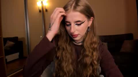 Julia online show from March 24, 2026, 4:39 am