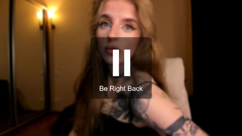 Snapshot of harley_kimm chatting on May 25, 2026, 4:51 am Julia online show from May 25, 2026, 4:51 am