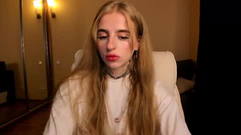Snapshot of harley_kimm chatting on August 9, 2026, 5:34 am Julia online show from August 9, 2026, 5:34 am