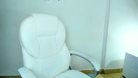 harleyqueen_robbie online show from September 19, 2025, 9:04 pm