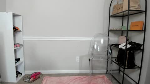 Snapshot of harmonie_marquise chatting on September 26, 2025, 2:10 pm Harmonie Marquise online show from September 26, 2025, 2:10 pm