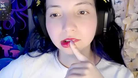 Harmonys World online show from October 28, 2025, 8:55 pm