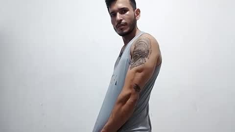 Snapshot of haroldsepulveda chatting on December 17, 2024, 2:44 am BOY HOT online show from December 17, 2024, 2:44 am