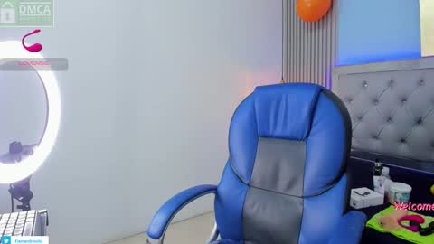 Snapshot of haroldxl chatting on November 5, 2025, 2:06 pm IM HAROLD online show from November 5, 2025, 2:06 pm