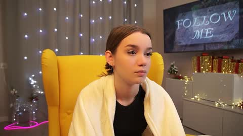 Call Me Tate  its my fourth day here i hope we can to be friends and not only online show from December 17, 2024, 3:39 am