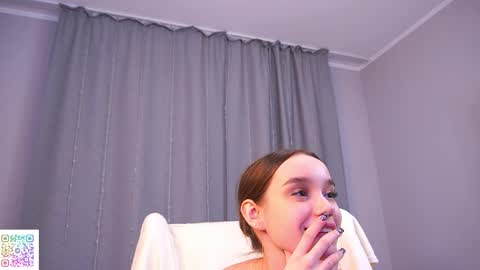 Call Me Tate  its my fourth day here i hope we can to be friends and not only online show from March 2, 2025, 12:54 pm