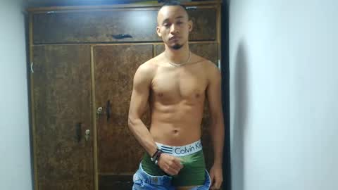 david escobarz insta..gram online show from September 20, 2025, 2:23 am