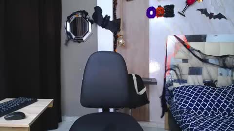 Harry online show from October 30, 2025, 4:52 pm