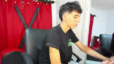 Harry online show from December 15, 2024, 8:04 pm