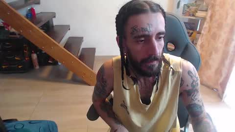 Snapshot of harry_reems_ chatting on January 19, 2025, 8:30 pm OMAR online show from January 19, 2025, 8:30 pm