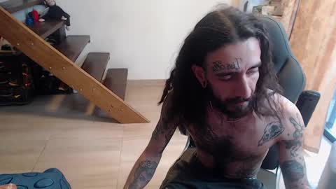 Snapshot of harry_reems_ chatting on January 21, 2025, 9:46 pm OMAR online show from January 21, 2025, 9:46 pm