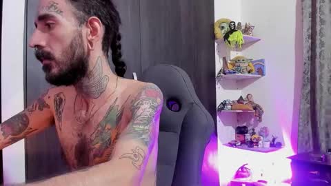 Snapshot of harry_reems_ chatting on December 5, 2025, 12:41 am OMAR online show from December 5, 2025, 12:41 am