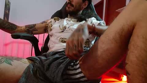 Snapshot of harry_reems_ chatting on January 9, 2026, 6:16 am OMAR online show from January 9, 2026, 6:16 am