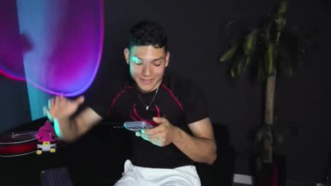  ... online show from October 4, 2025, 2:42 am