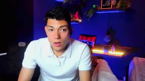 Snapshot of harrydavidsonx chatting on February 6, 2026, 12:19 pm ... online show from February 6, 2026, 12:19 pm