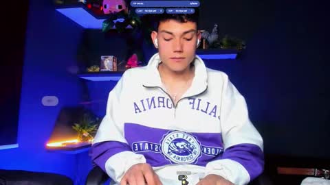 Snapshot of harrydavidsonx chatting on February 12, 2026, 4:57 pm ... online show from February 12, 2026, 4:57 pm