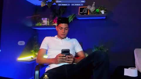 Snapshot of harrydavidsonx chatting on March 1, 2026, 5:04 pm ... online show from March 1, 2026, 5:04 pm