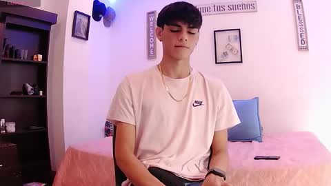 Snapshot of harrythomson1 chatting on September 13, 2025, 3:45 pm harry thomson online show from September 13, 2025, 3:45 pm