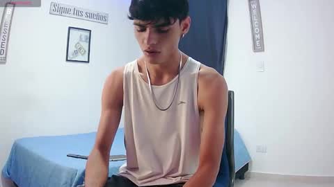 Snapshot of harrythomson1 chatting on October 21, 2025, 12:11 am harry thomson online show from October 21, 2025, 12:11 am